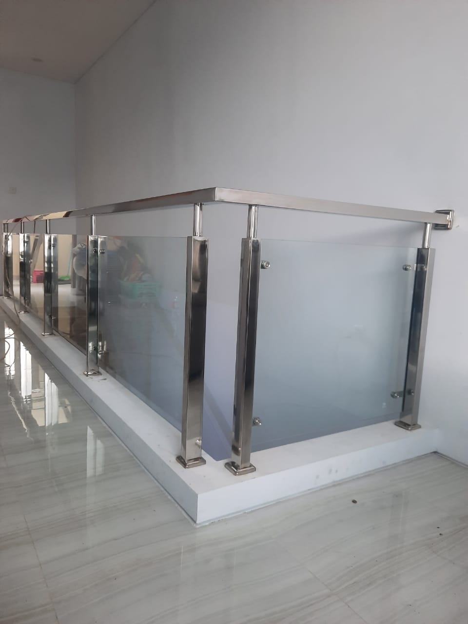Railing Tangga Stainless